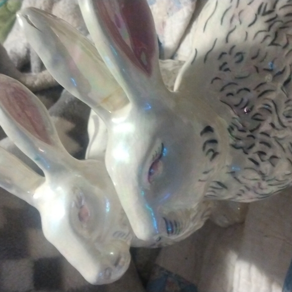 Pair of Ceramic bunnies - Picture 6 of 8